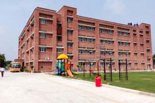 How Lucknow’s New Schools Are Attracting Students from Legacy Institutions