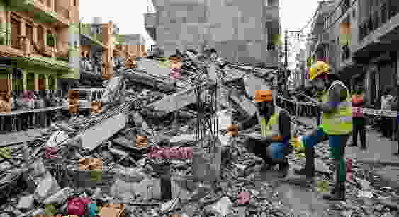 Investigation Reveals Structural Failures Behind Delhi's Latest Building Collapse